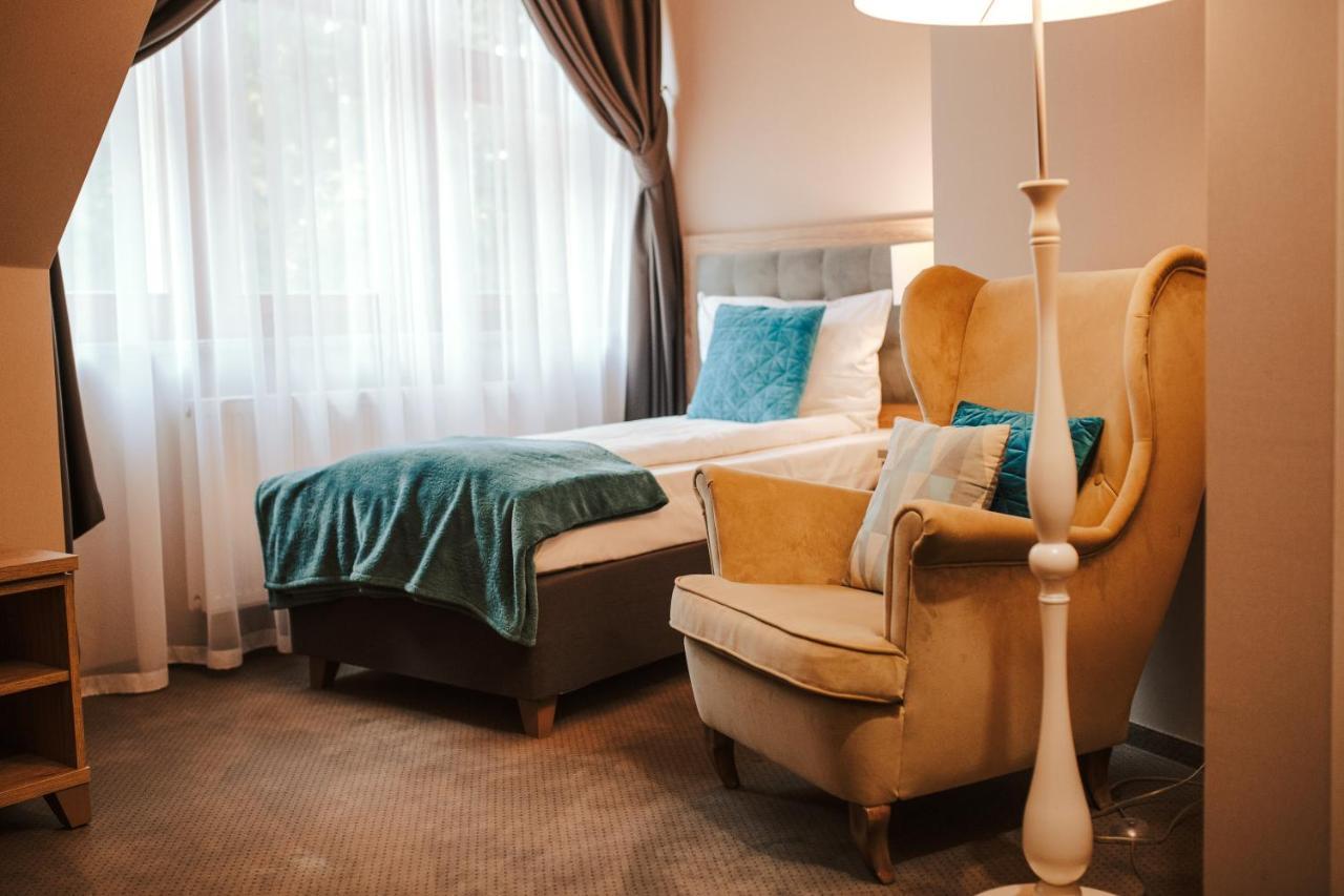 Hotel Debowy Biowellness & Spa Gory Sowie Бєлява Екстер'єр фото