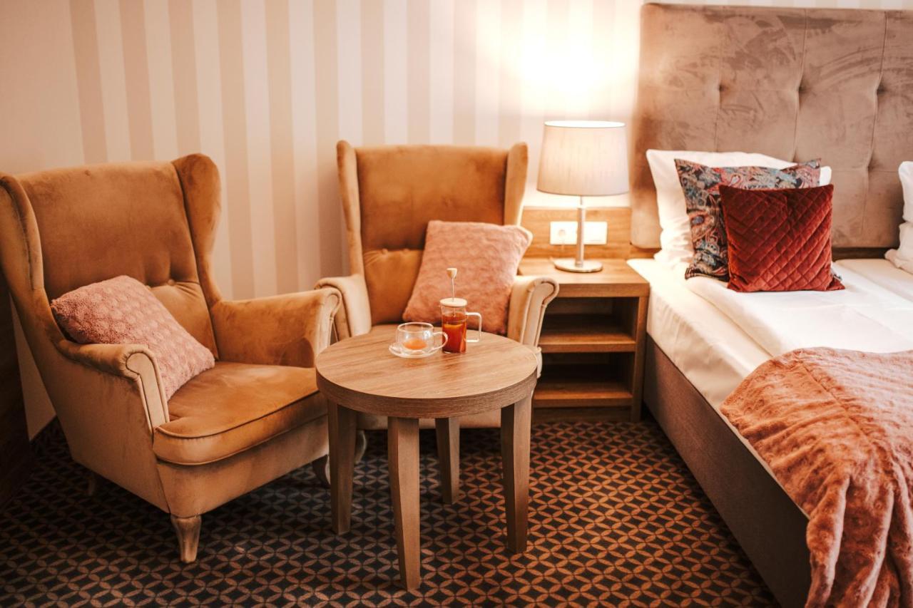 Hotel Debowy Biowellness & Spa Gory Sowie Бєлява Екстер'єр фото